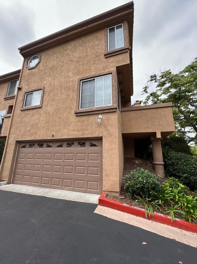 12625 El Camino Real San Diego, CA 92130