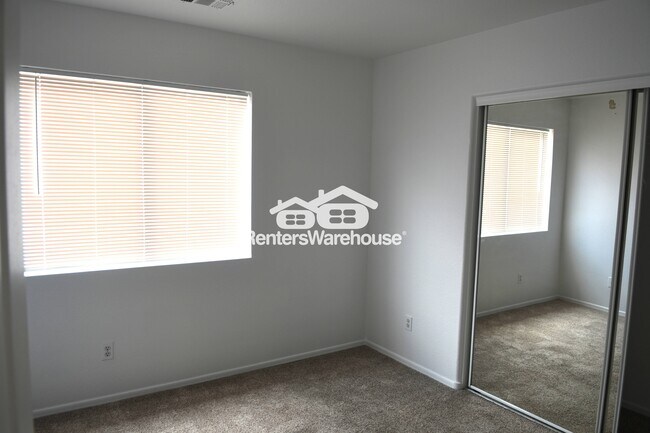 1623 E Silverbirch Ave Buckeye, AZ 85326 photo 3