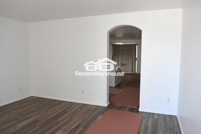 1623 E Silverbirch Ave Buckeye, AZ 85326 photo 2