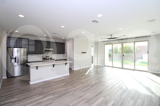 3044 N Cholla St Chandler, AZ 85224 photo 3