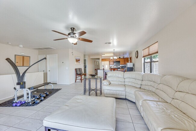 1840 N Parkside Ln Casa Grande, AZ 85122 photo 5