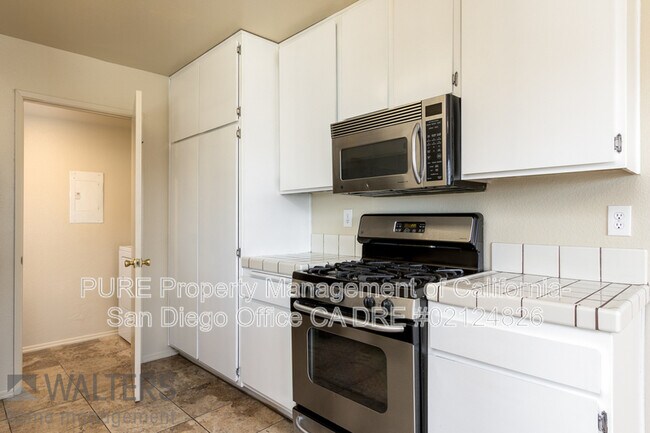 4213 La Pinata Way Oceanside, CA 92057 photo 4