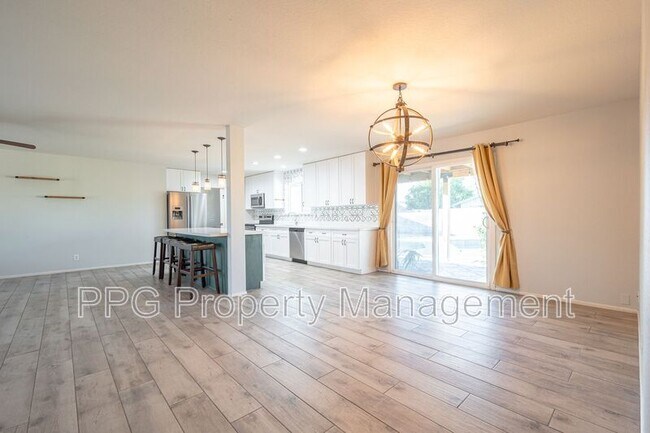 456 W Jasper Dr Chandler, AZ 85225 photo 5