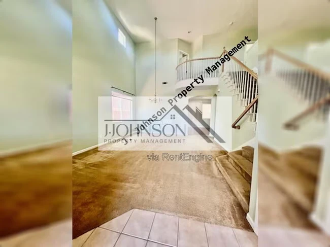 323 Glenbriar Cir Tracy, CA 95377 photo 2