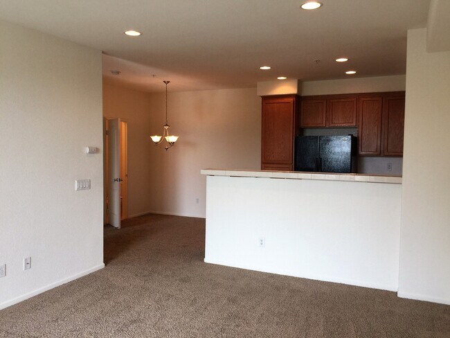 1760 E Palomar St Chula Vista, CA 91913 photo 5