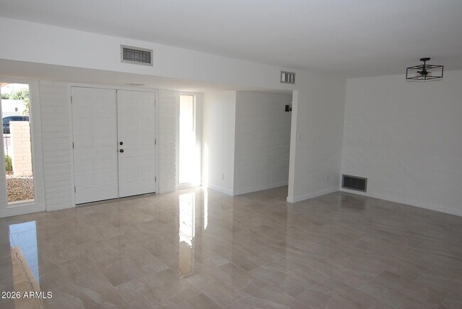 8619 E Via Del Palacio photo 5