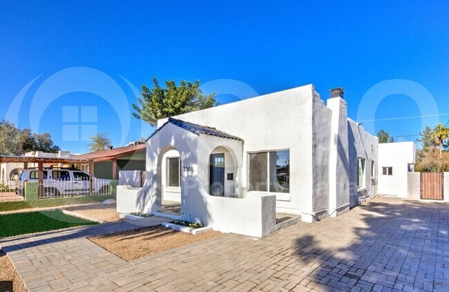 2308 E Yale St Phoenix, AZ 85008 photo 2