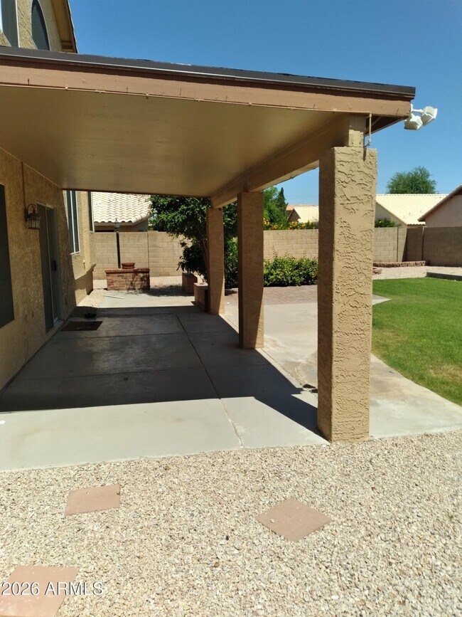 1167 W Lisa Ln photo 5