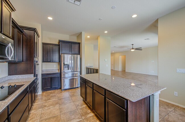 22689 E Munoz St Queen Creek, AZ 85142 photo 3