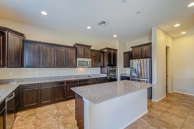 22689 E Munoz St Queen Creek, AZ 85142 photo 2