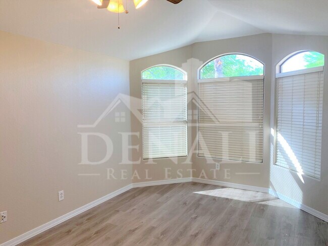 1723 E Erie St Gilbert, AZ 85295 photo 4