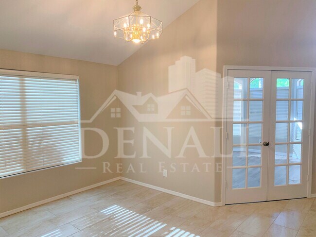 1723 E Erie St Gilbert, AZ 85295 photo 3