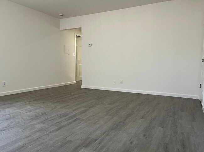 1744 Noranda Dr Sunnyvale, CA 94087 photo 2
