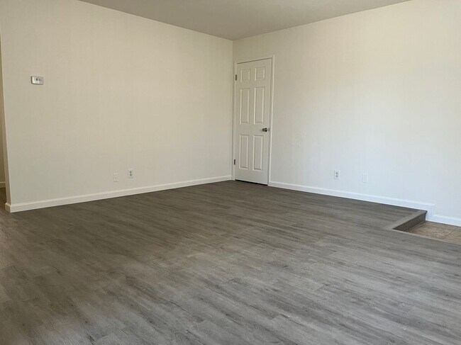 1744 Noranda Dr Sunnyvale, CA 94087 photo 3