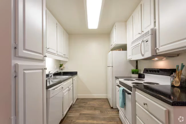 Elan - Scripps Terrace