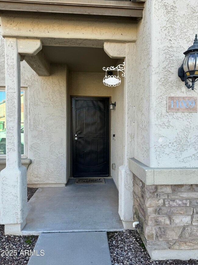 11009 E Sutter Ave photo 3