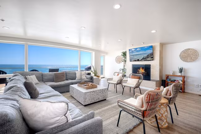 714 S The Strand Oceanside, CA 92054