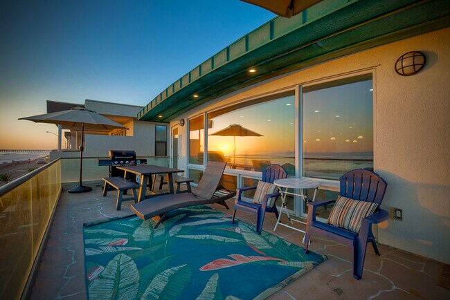 714 S The Strand Oceanside, CA 92054 photo 3