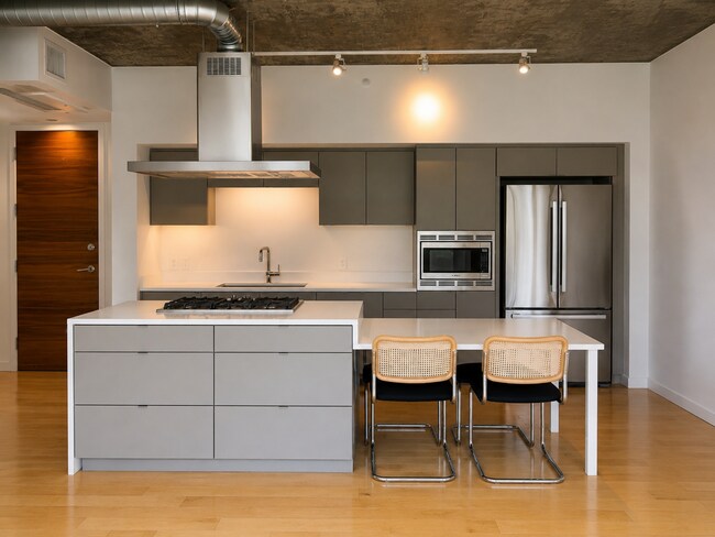 100 W Portland St Phoenix, AZ 85003