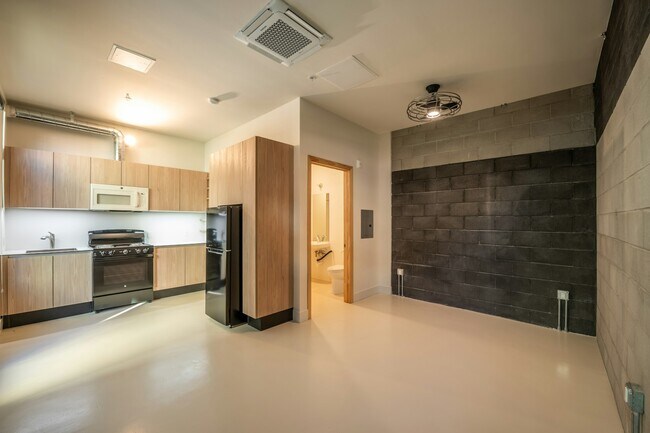 1932 Kearney Ave San Diego, CA 92113