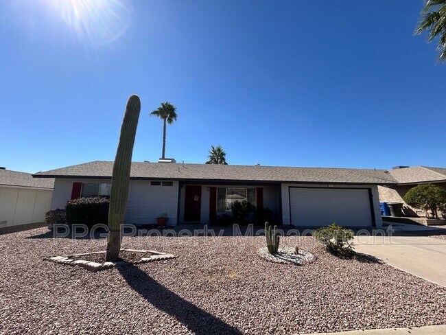 4257 E Kiowa St Phoenix, AZ 85044 photo 2