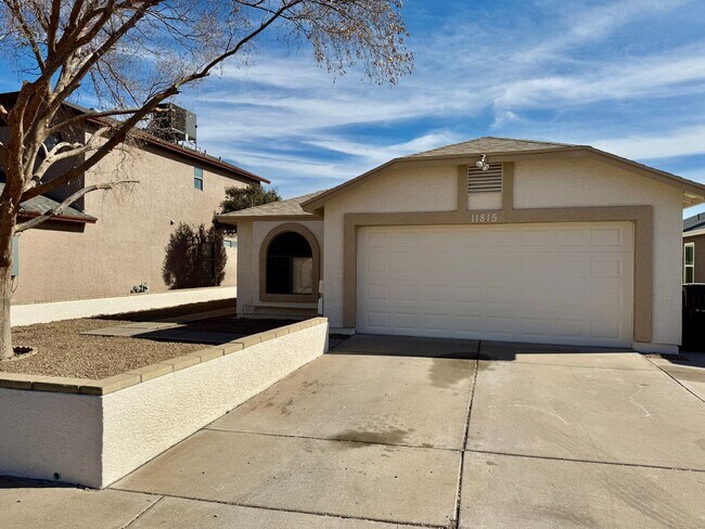 11815 N 76th Dr Peoria, AZ 85345 photo 2