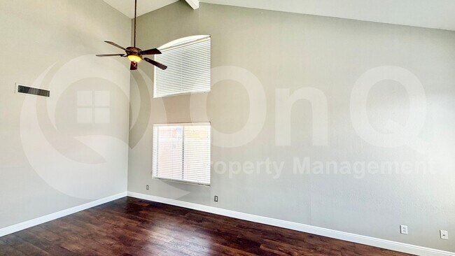 5124 W Geronimo St Chandler, AZ 85226 photo 2