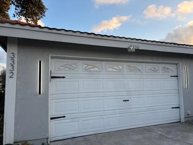 3332 Watercrest Ct Bonita, CA 91902 photo 2