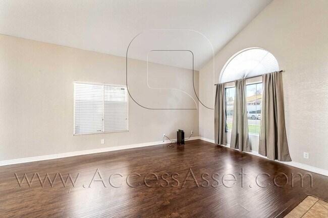 30016 Jon Christian Pl Temecula, CA 92591 photo 4