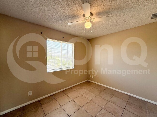 4715 E Alta Vista Rd photo 4
