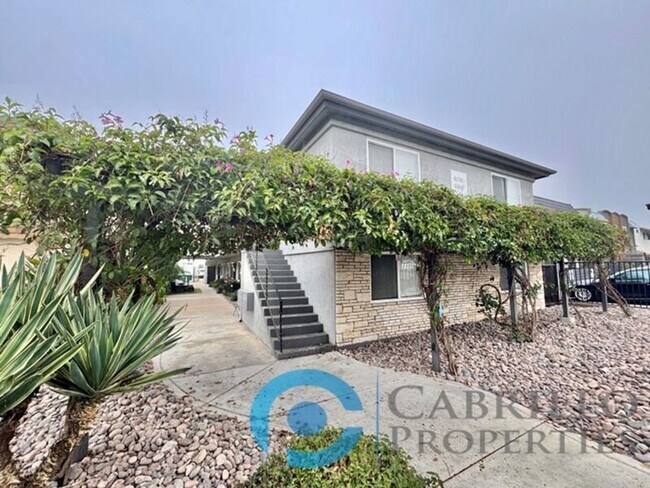 4162 1/2 32nd St San Diego, CA 92104 photo 3