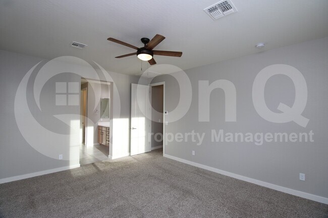 1128 N Burbank Ct Chandler, AZ 85225 photo 4