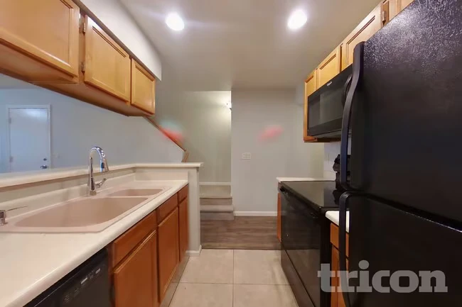 19820 N 13th Ave Phoenix, AZ 85027 photo 5
