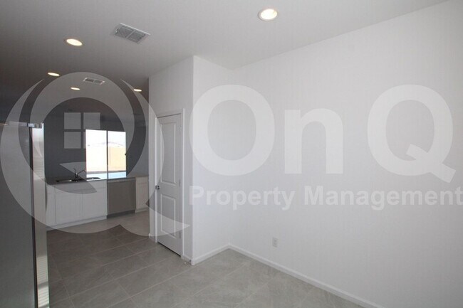 36400 W Mediterranean Way Maricopa, AZ 85138 photo 3
