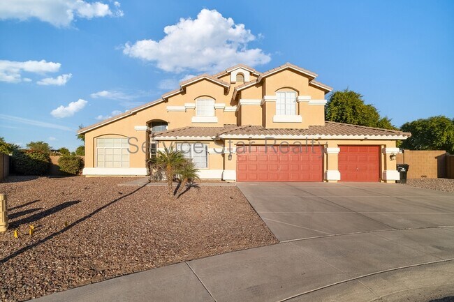 3304 W Ian Dr Phoenix, AZ 85339 photo 2