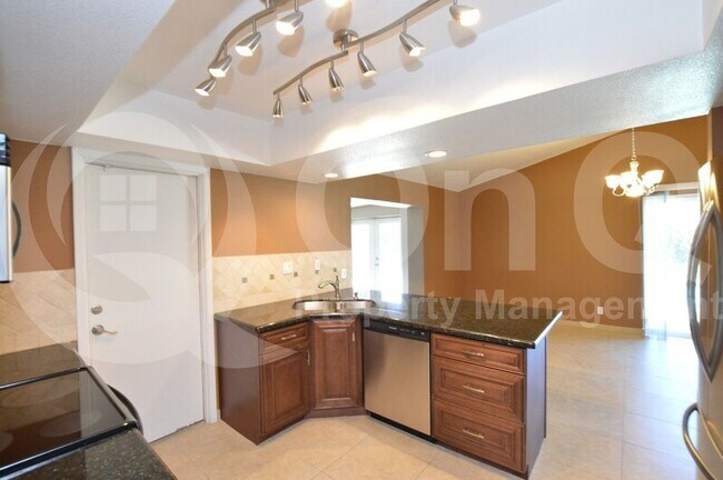 724 W Portobello Ave Mesa, AZ 85210 photo 4