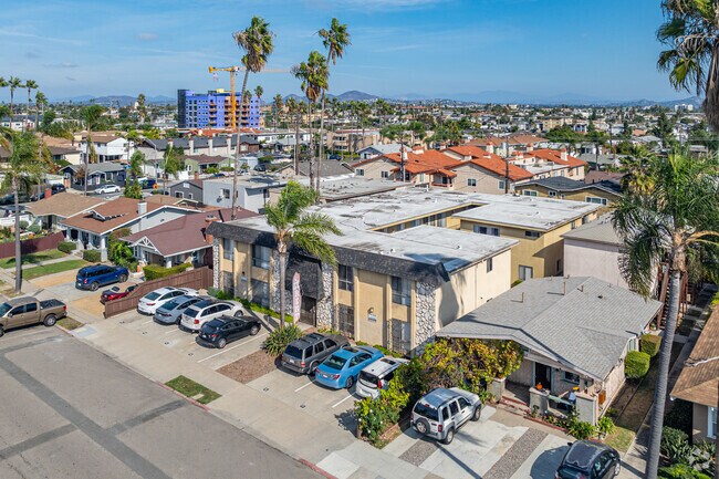 3967 Illinois St San Diego, CA 92104 photo 2
