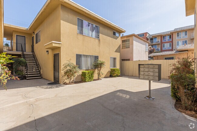 3967 Illinois St San Diego, CA 92104 photo 5