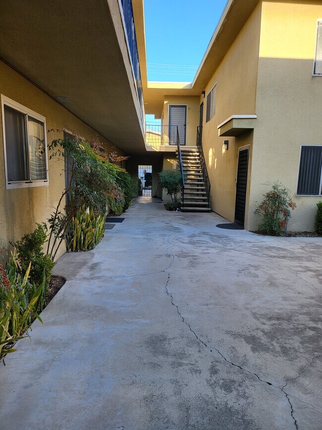 3967 Illinois St San Diego, CA 92104 photo 4