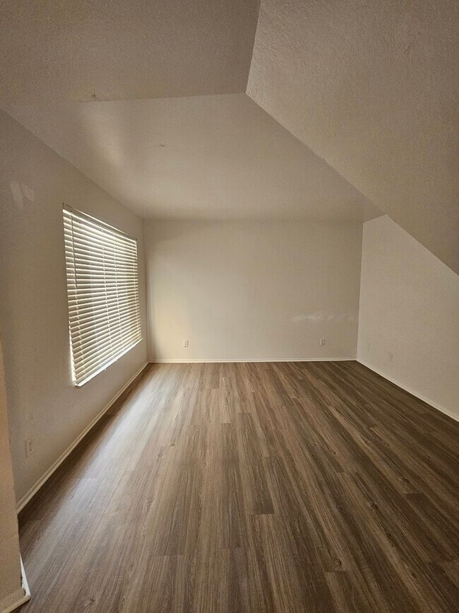 1715 E Pepper Cir Mesa, AZ 85203 photo 4