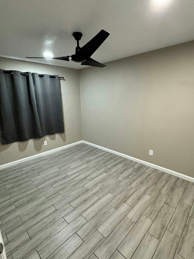 1013 E Commonwealth Pl Chandler, AZ 85225 photo 2