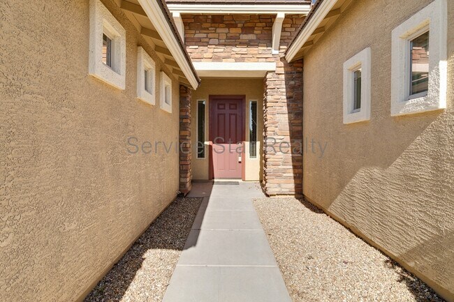 18146 W Young St Surprise, AZ 85388 photo 3