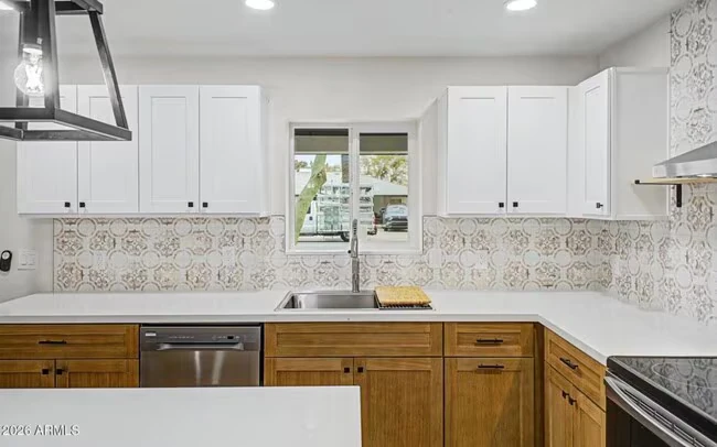 3302 W Pierson St Phoenix, AZ 85017