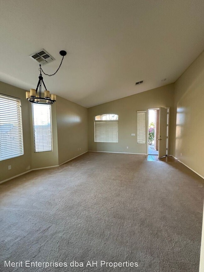 14133 W Desert Hills Dr Surprise, AZ 85379 photo 2