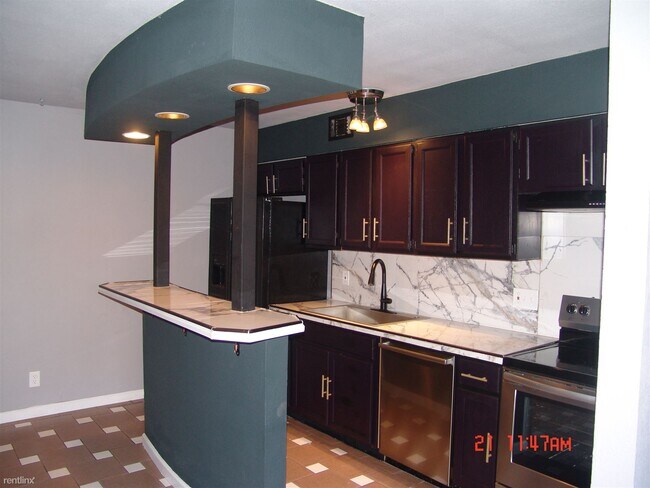 4708 E Caballero St Mesa, AZ 85205 photo 2