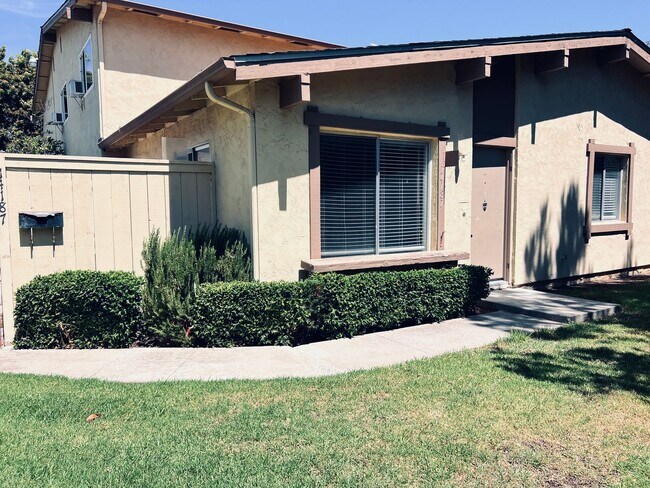 14187 Caminito Quevedo San Diego, CA 92129
