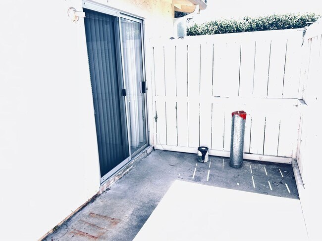 14187 Caminito Quevedo San Diego, CA 92129 photo 3