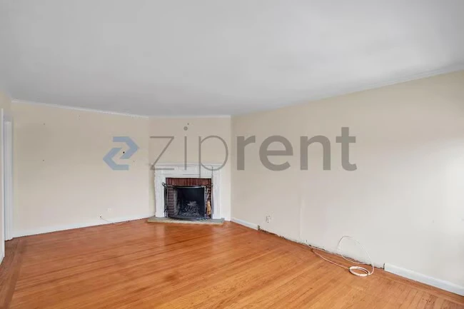1551 Innes Ave