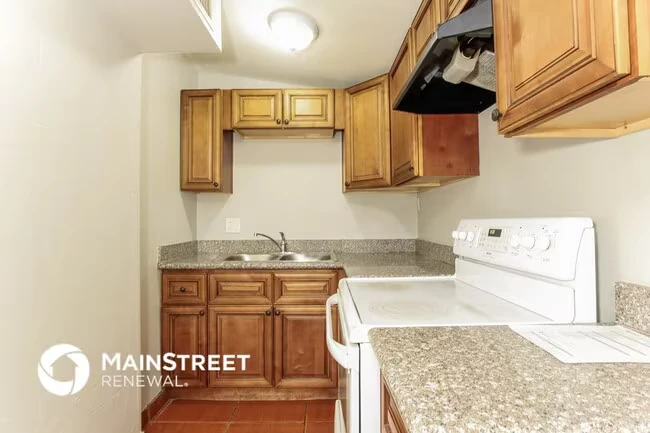 2534 N 51st Dr Phoenix, AZ 85035 photo 5
