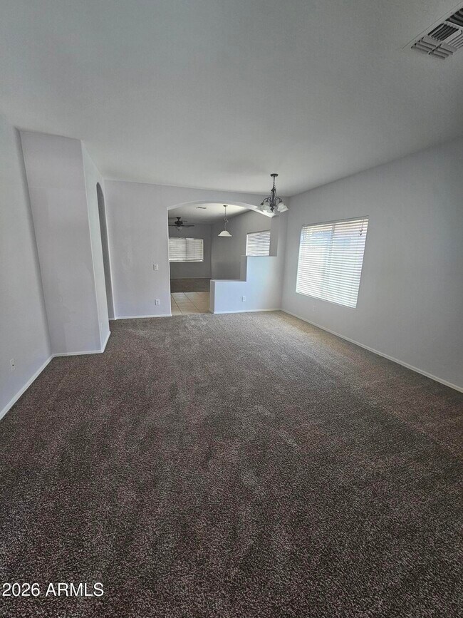 11578 W Jefferson St Avondale, AZ 85323 photo 4